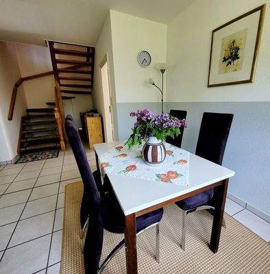 Essbereich und Treppenhaus