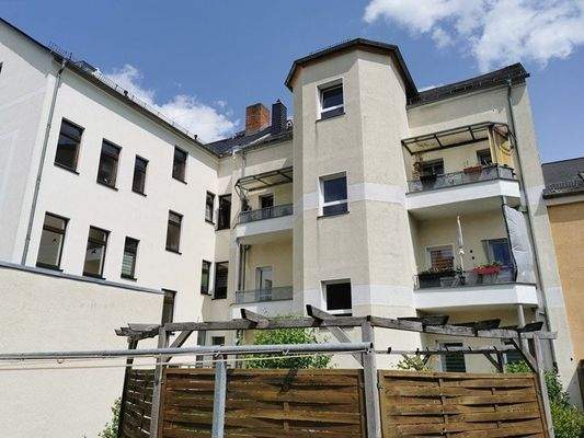 Rückansicht mit Balkonen