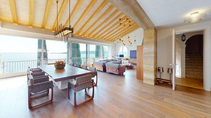 NA-072-17-Villa-di-lusso-vista-lago-a-Padenghe-del