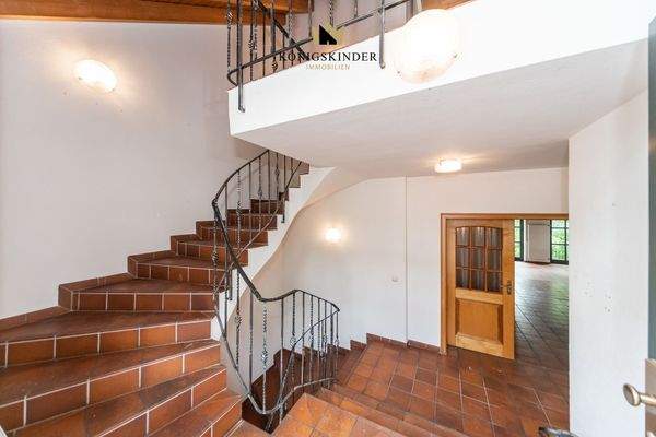 Treppenaufgang zur Galerie