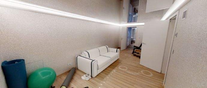 2.Fitness-Raum/ en suite Bad/ Zugang SPA