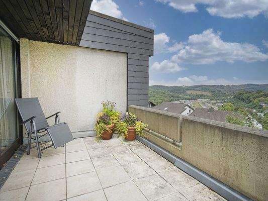 ...oder vorne zum Balkon