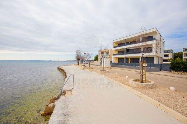 In der 1. Reihe am Meer 