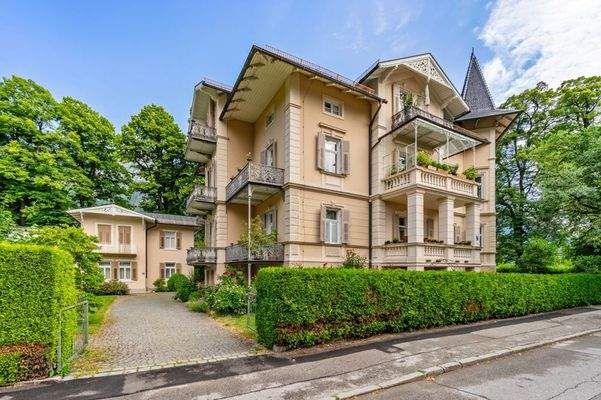 Außenansicht der denkmalgeschützten Villa