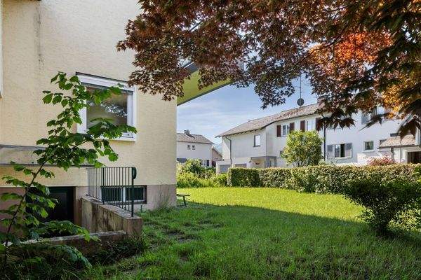 Großzügiger Garten