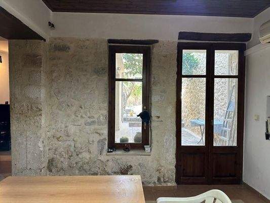 Kreta, Rethymno: Historisches Steinhaus mit privatem Garten in der Altstadt zu verkaufen