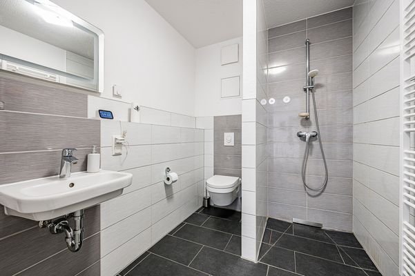 Badezimmer 2