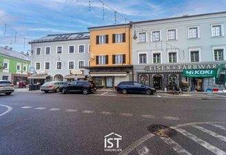 Wohn- und Geschäftshaus am Stadtplatz