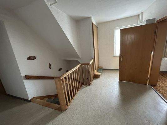 Flur 1. OG