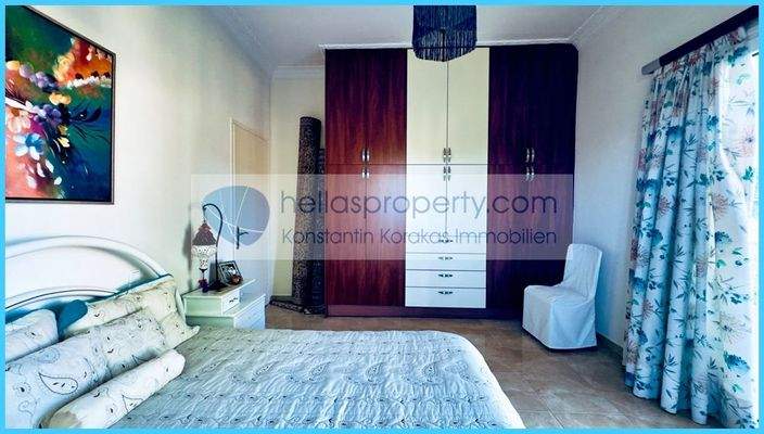 cdde6afc0a6a443b9576bad52cc32dcf-original