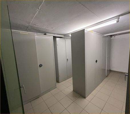 Lagerraum mit Schränken