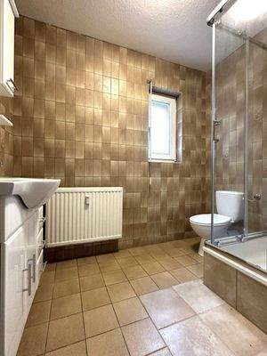 Duschbad, Erdgeschoss