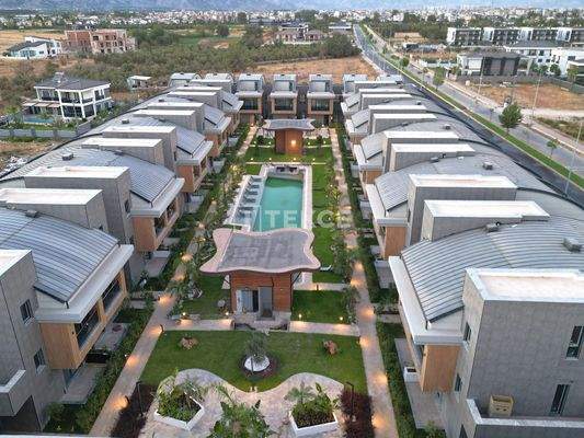 Mountain View Villas in Luxe Complex in Antalya Dosemealti
