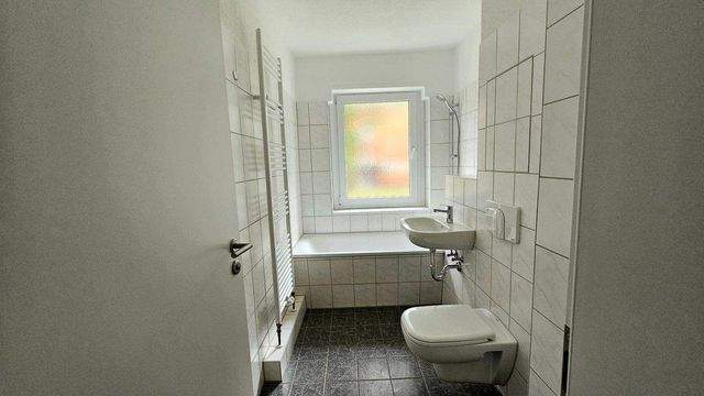 Schöne kleine Zweiraumwohnung mit Balkon, jetzt Termin vereinbaren - Foto 4