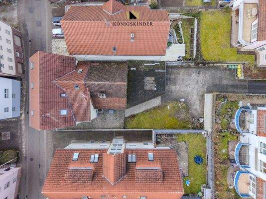 Zwei Zufahrten und Neubaupotenzial im Hof