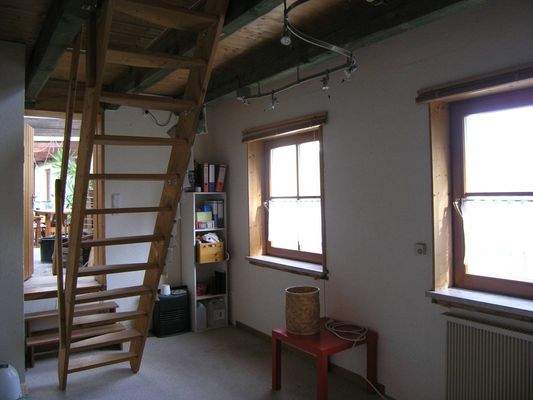 Nebengebäude - OG mit Aufgang zur Dachspitze 