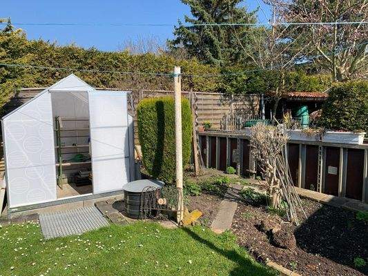 Gewächshaus/Hochbeet