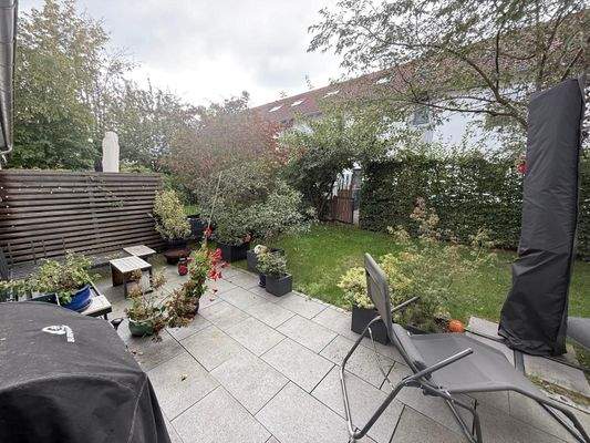 Gartenansicht Sommer