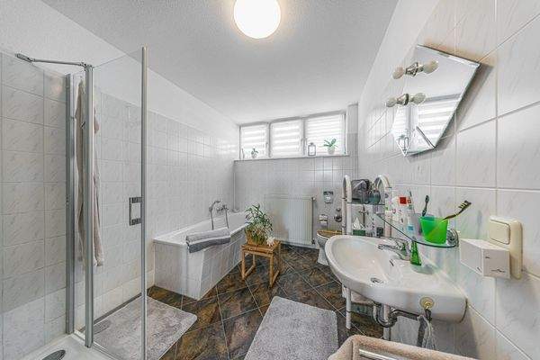 Freyburg/Unstrut | OG - FEWO Badezimmer