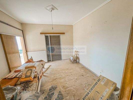 605a227fa38d4253b72ba99eb0aebc5c-original