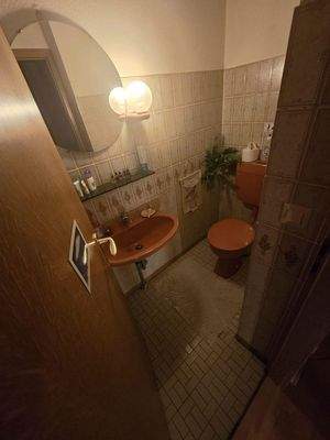 Jagdhausweg 12-1. OG Gäste WC