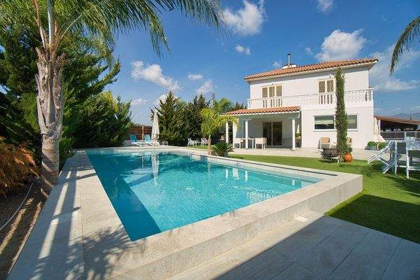 721804-detached-villa-for-sale-in-parekklisia_orig