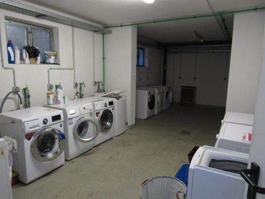 Waschmaschinenraum im Keller