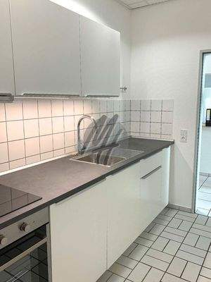 INFOS UNTER: 06171-586000