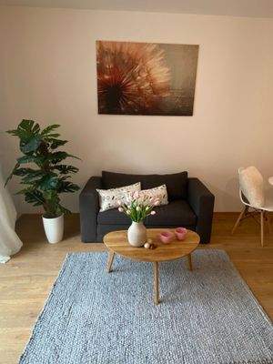 EA882B53-6CA9-4BD5-BB1D-7C2A73DDF5B8