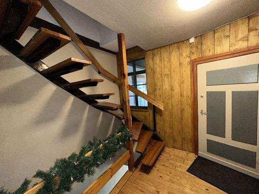 Zugang zum Dachgeschoss