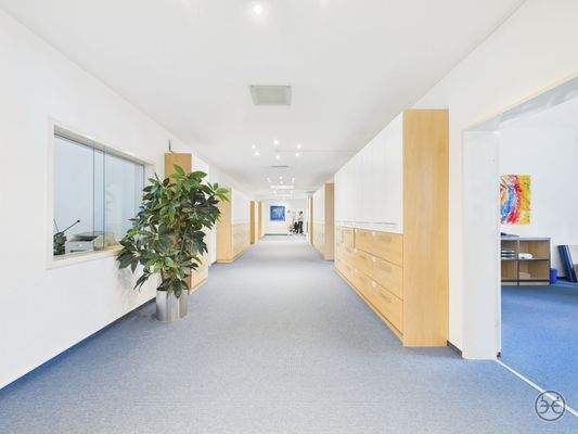 CAM05560G0-PR0024-STILL020