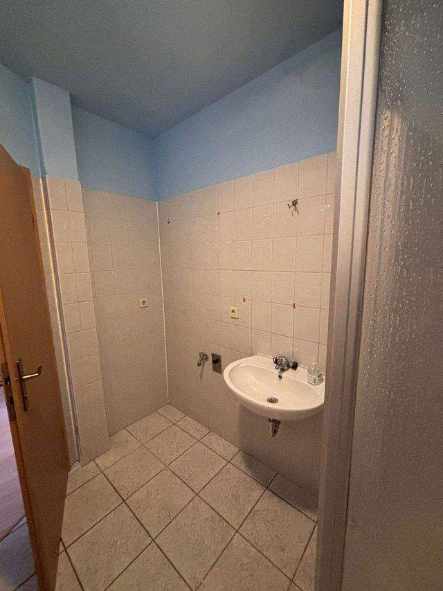 Sofort verfügbare 2-Zimmer-Wohnung in Zeitz – günstige Miete - Foto 1
