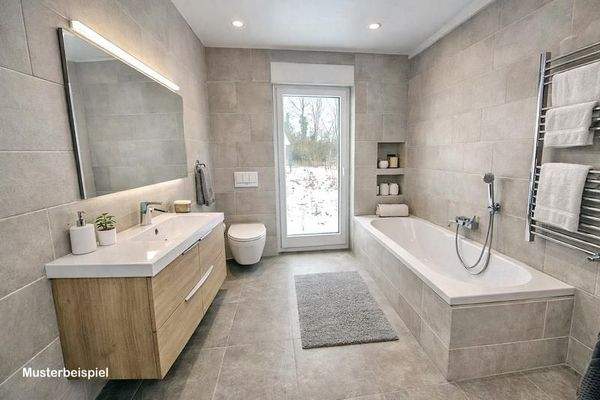 Badezimmer Einrichtungsbeispiel