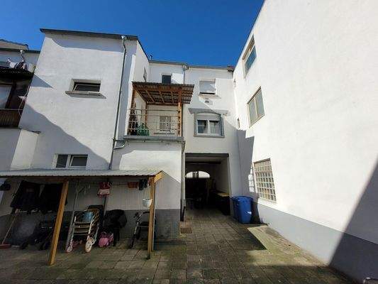 Innenhof - Ansicht Vorderhaus