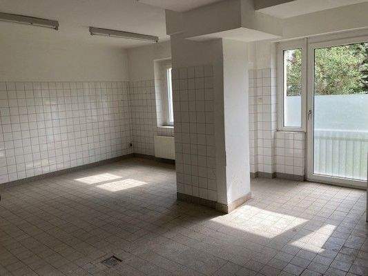 Raum oben mit Fliesen