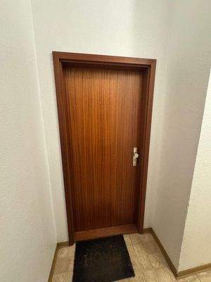 Wohnungstür.jpg