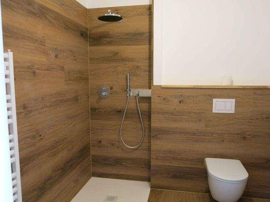 Dusche/Toilette 1. OG