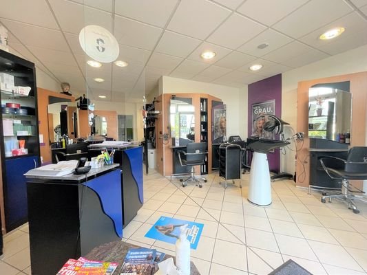 Salon