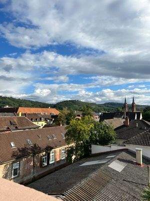 Stadtansicht mit Kirchturm