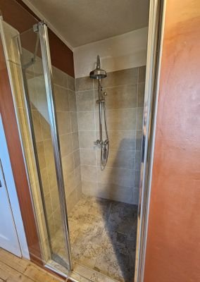 DG_Whg. 1_Bad_Dusche