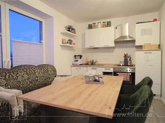 Essplatz und Küche - EBK kann übernommen werden