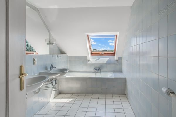 Badezimmer 2.OG