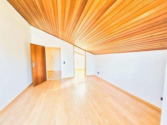 Ihr Schlafzimmer gen Ankleide & Treppenaufgang