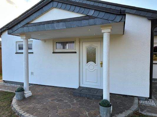 2. Eingang (Einliegerwohnung)