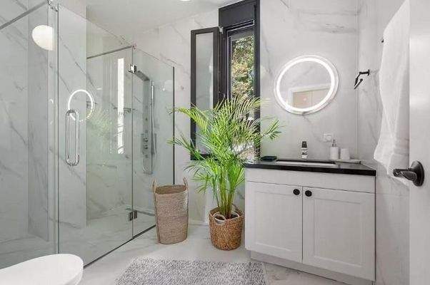 Kreta, Chania: Luxuriöse Villa mit Meerblick und Gästestudio in Agios Matthaios zu verkaufen