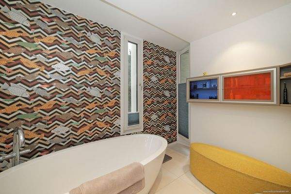 luxuriöses Badezimmer