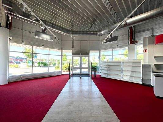 Haupteingang und -ausgang