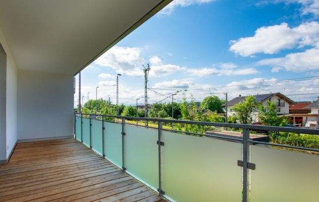 traumhaft-großer Südbalkon-2