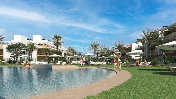 Stylish Golf Apartments Near the Beach in Los Alcázares