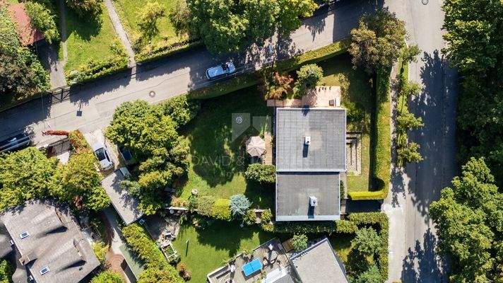 Luftbild von oben (nah)